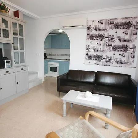 Lovely In With Wifi Holiday home *